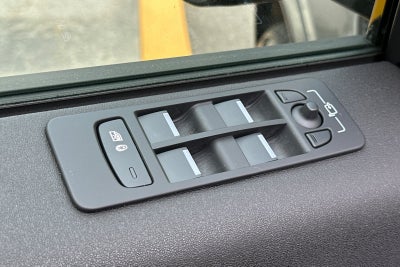 2025 Land Rover Discovery Sport SE