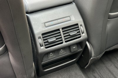 2025 Land Rover Discovery Sport SE