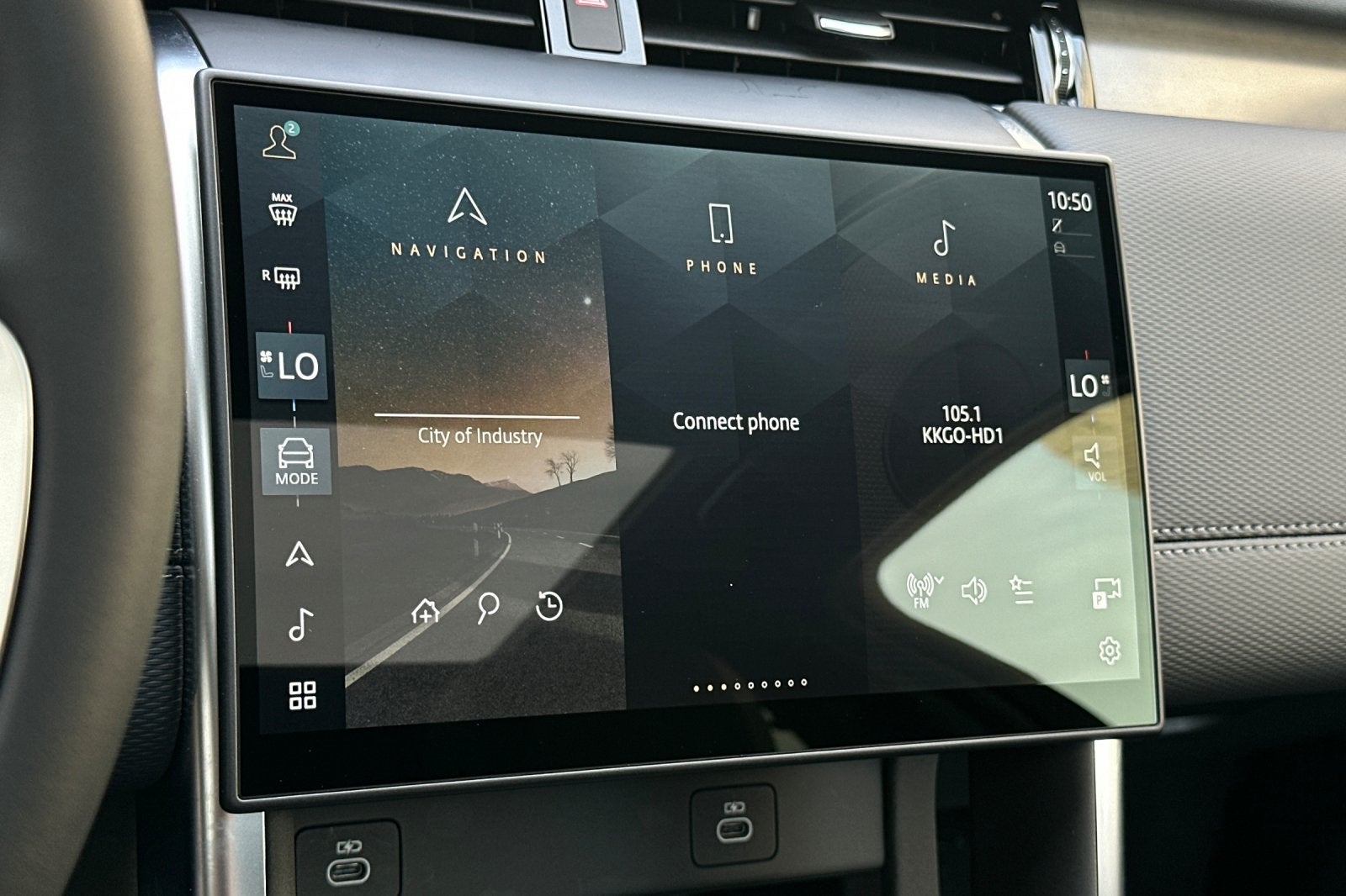 2025 Land Rover Discovery Sport SE