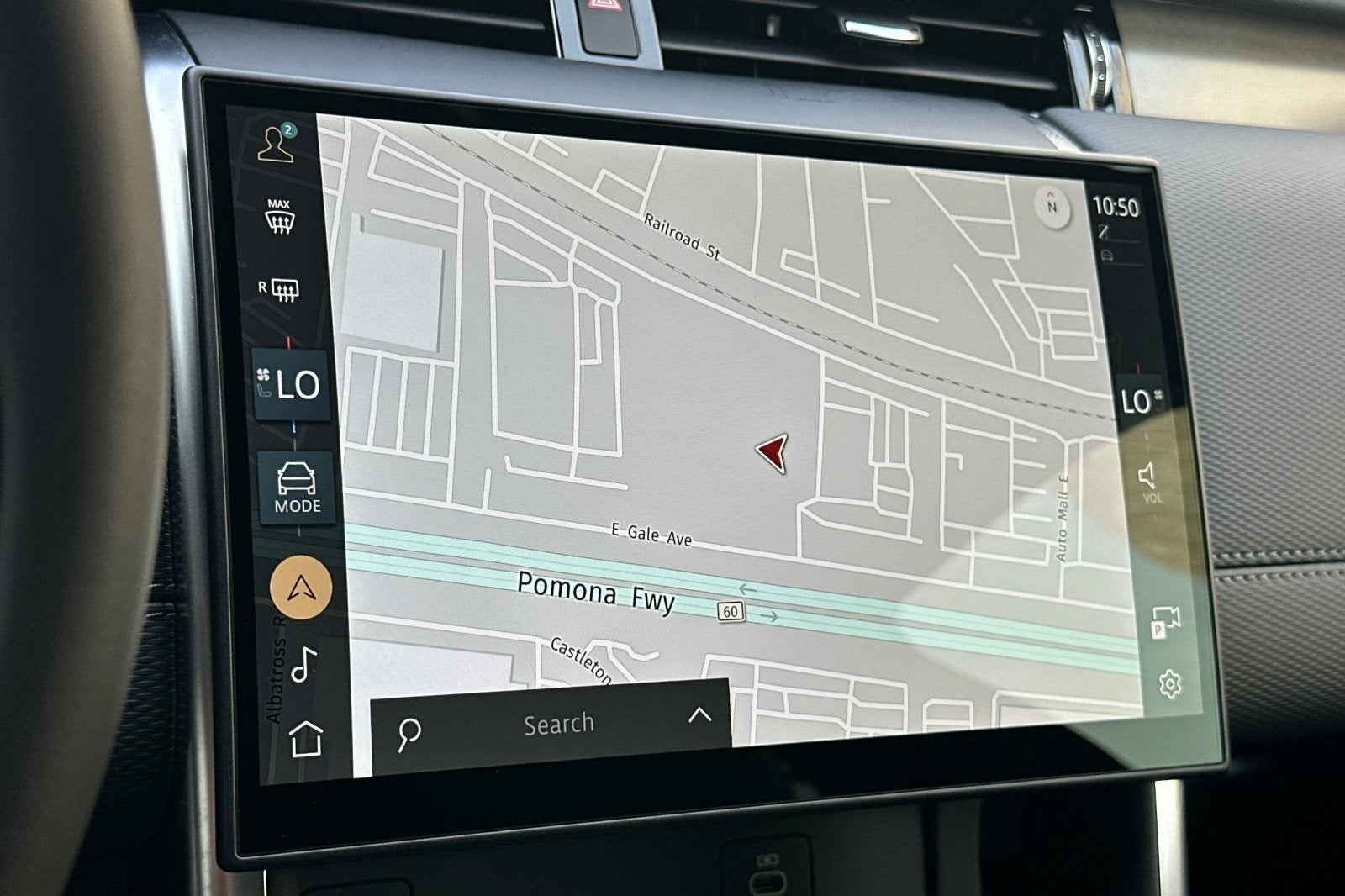 2025 Land Rover Discovery Sport SE
