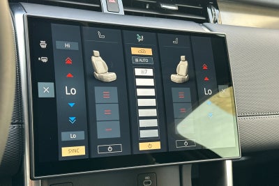 2025 Land Rover Discovery Sport SE