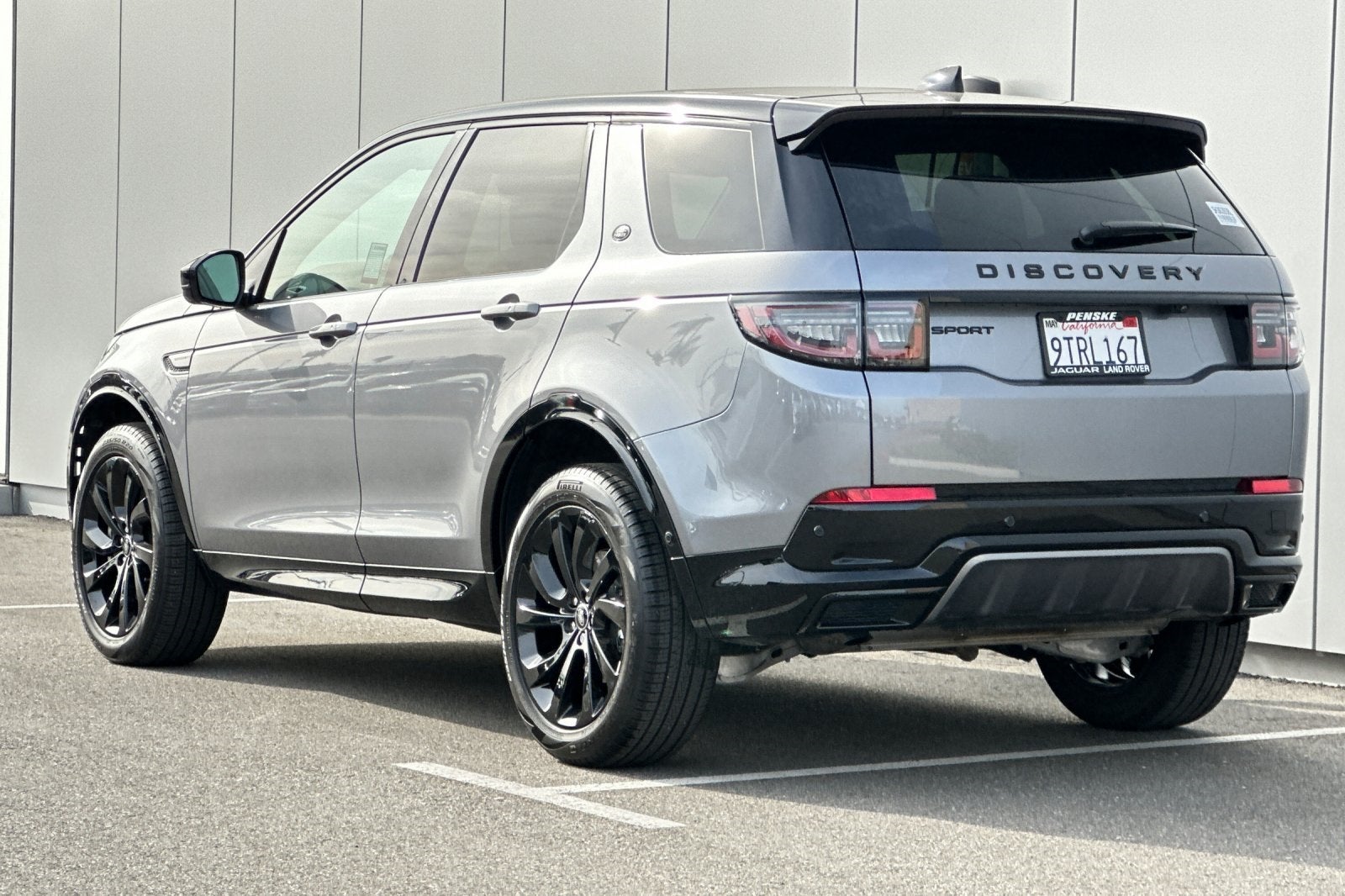 2025 Land Rover Discovery Sport SE