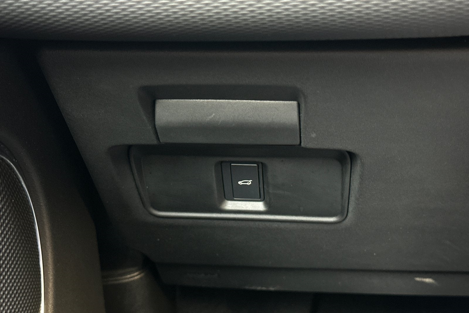 2025 Land Rover Discovery Sport SE