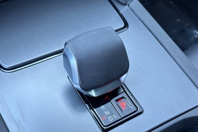 2025 Land Rover Discovery Sport SE