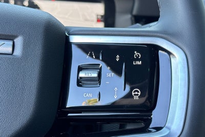 2025 Land Rover Discovery Sport SE