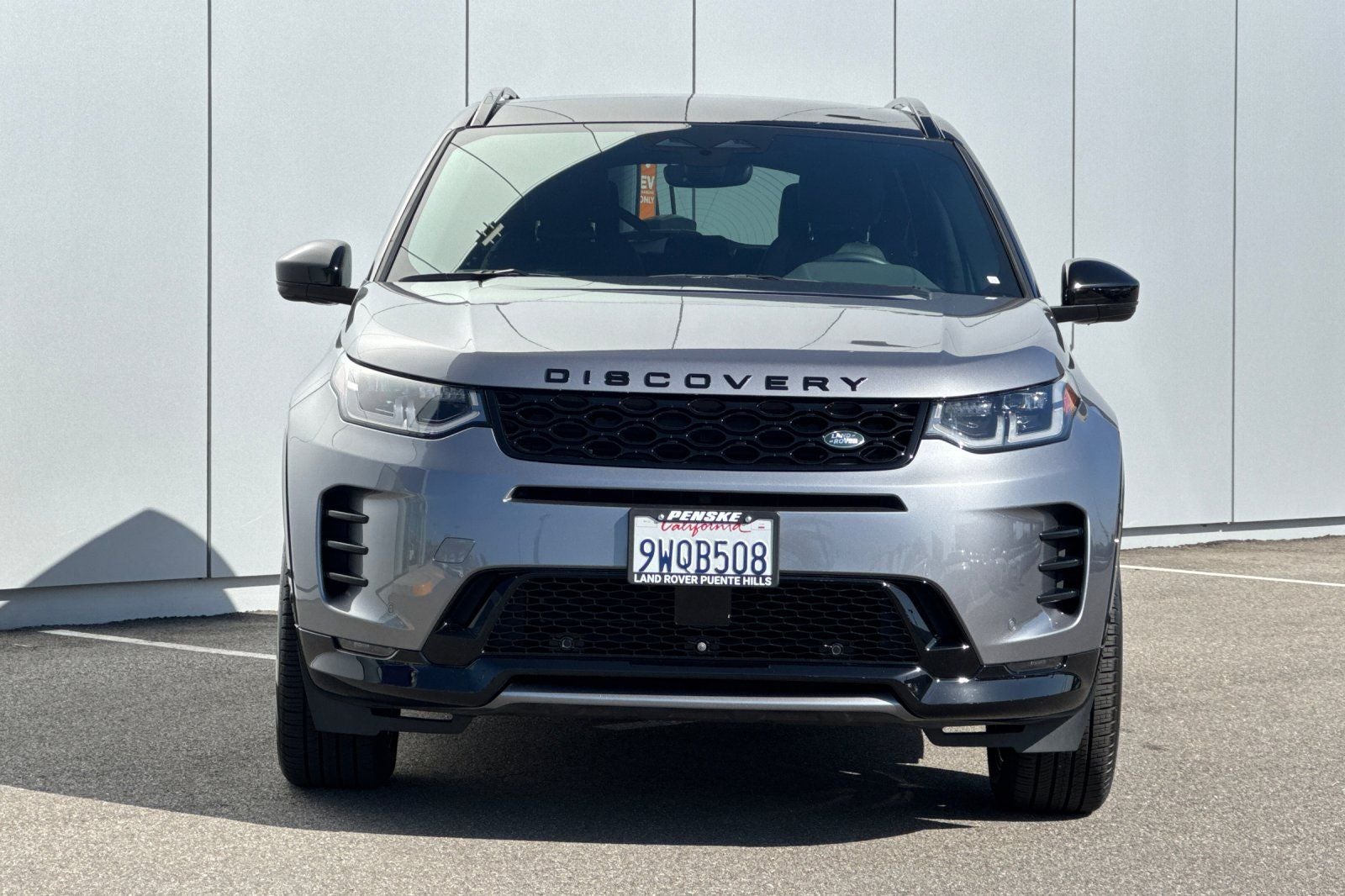 2025 Land Rover Discovery Sport SE