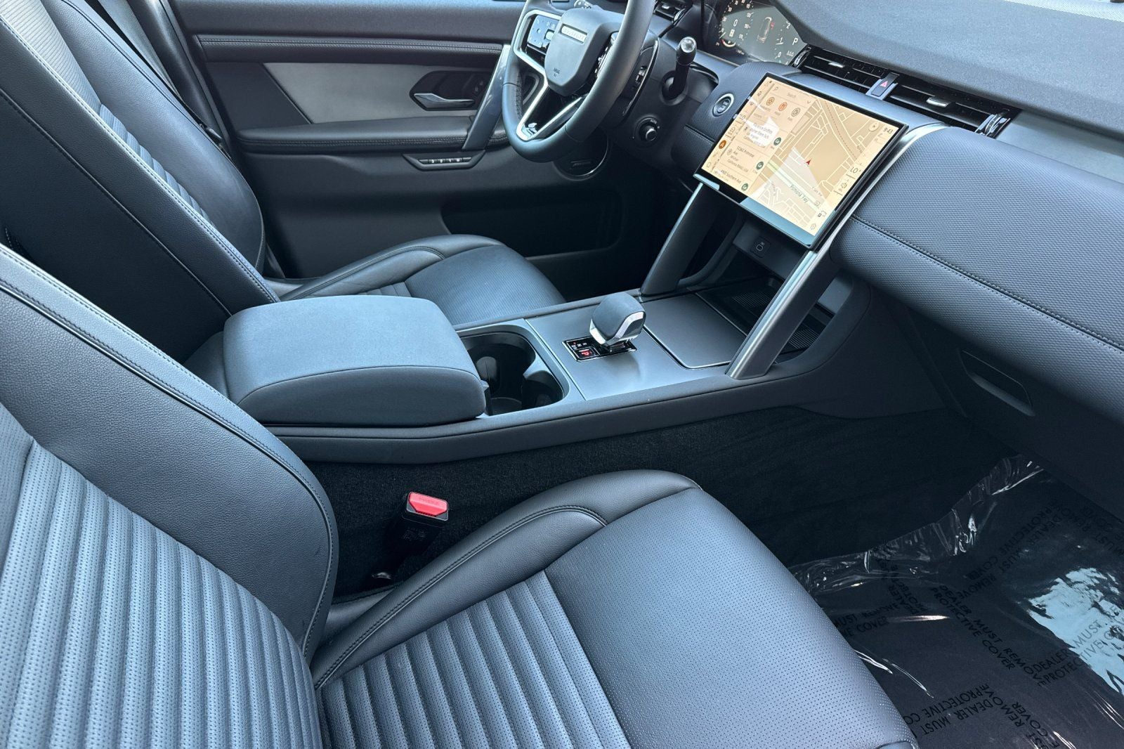2025 Land Rover Discovery Sport SE