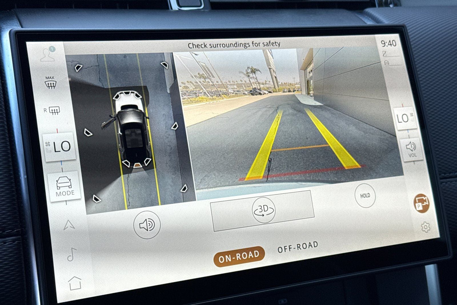 2025 Land Rover Discovery Sport SE