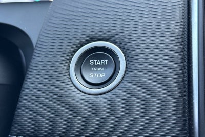 2025 Land Rover Discovery Sport SE