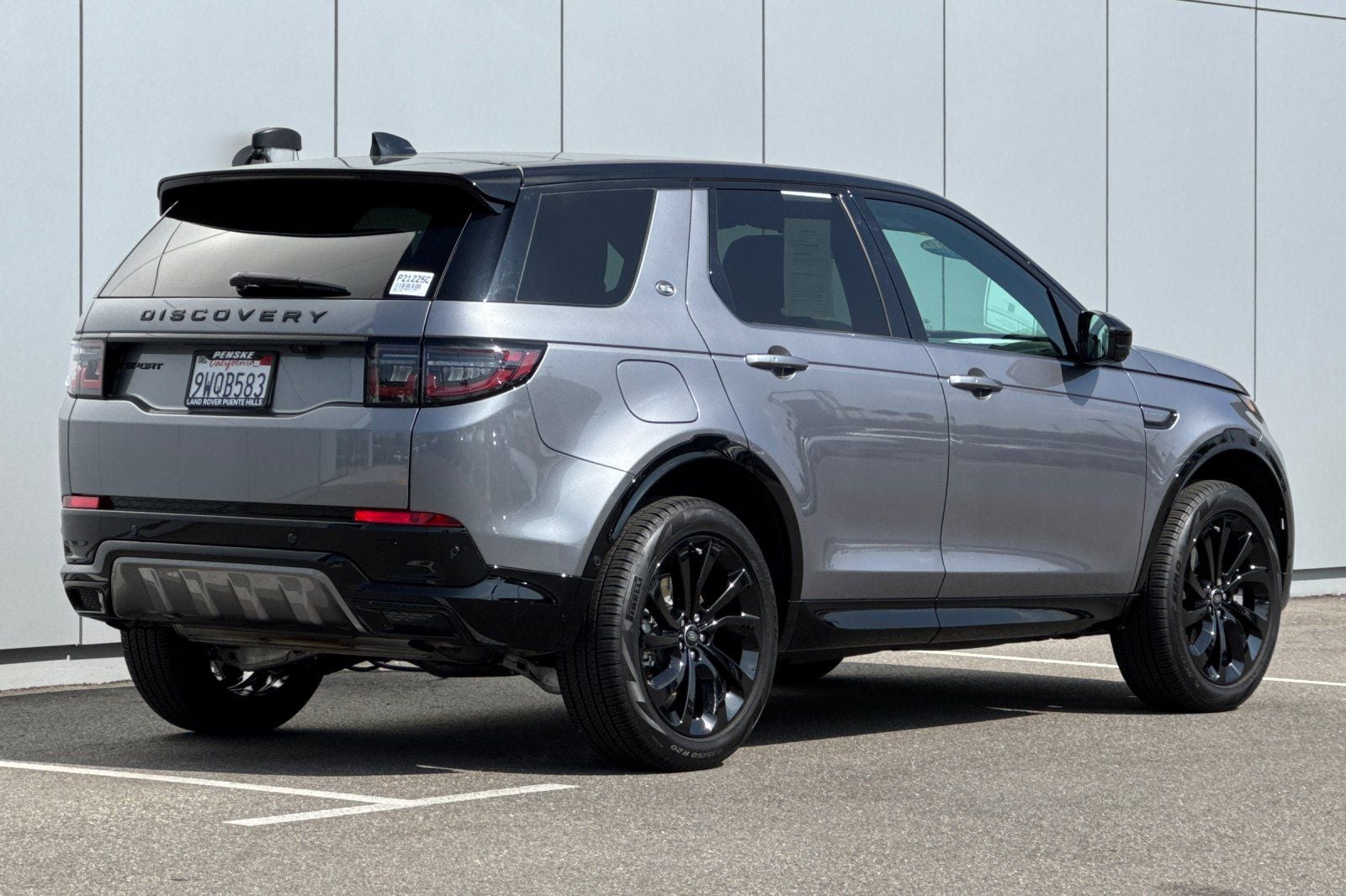 2025 Land Rover Discovery Sport SE