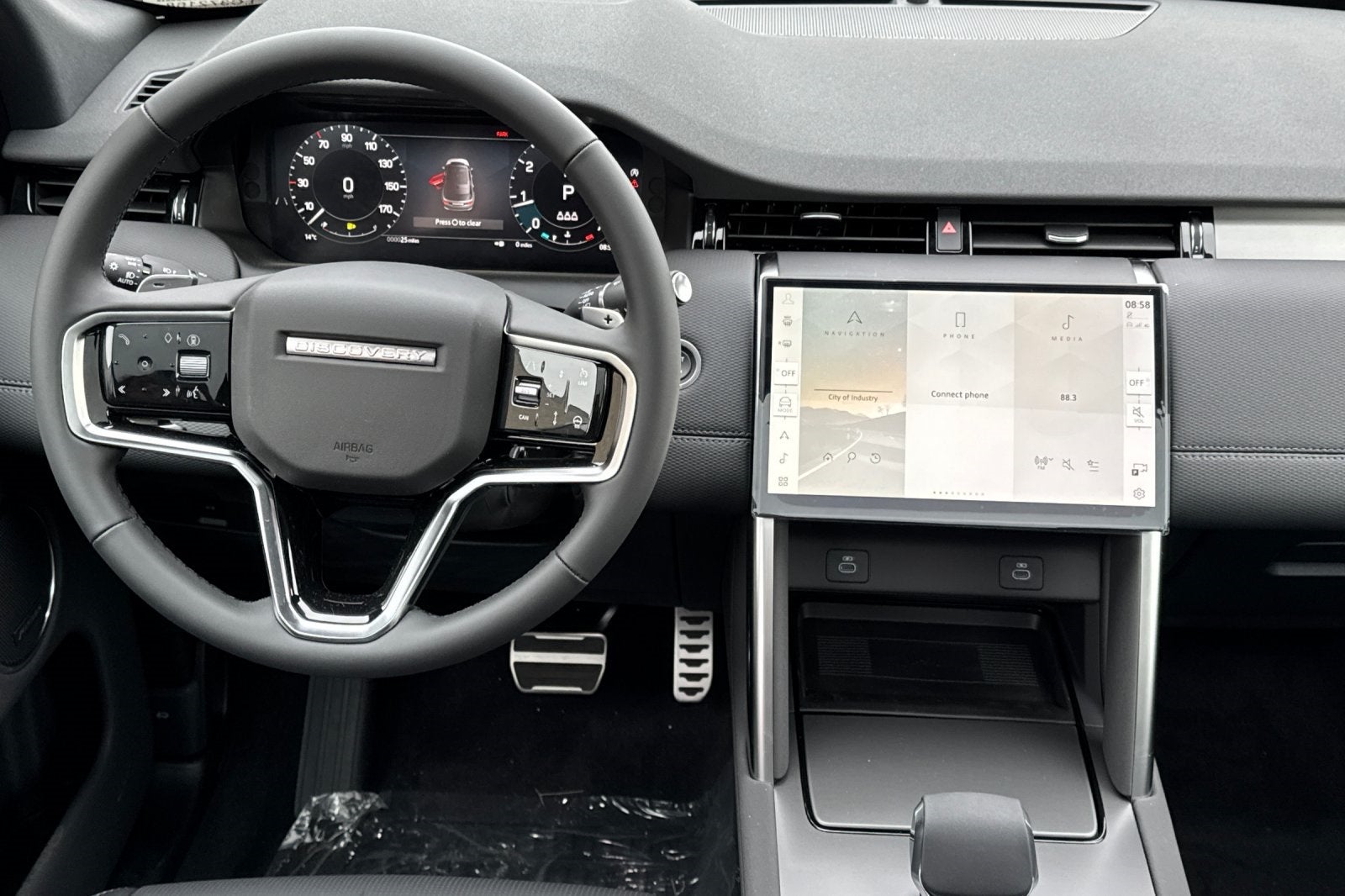 2025 Land Rover Discovery Sport SE