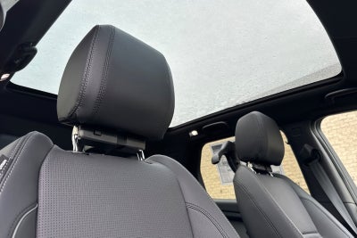 2025 Land Rover Discovery Sport SE