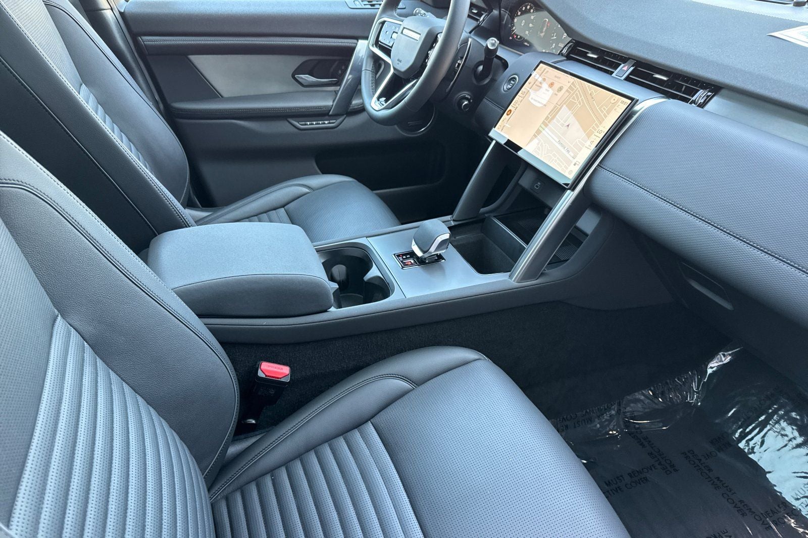 2025 Land Rover Discovery Sport SE