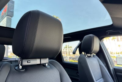 2025 Land Rover Discovery Sport SE