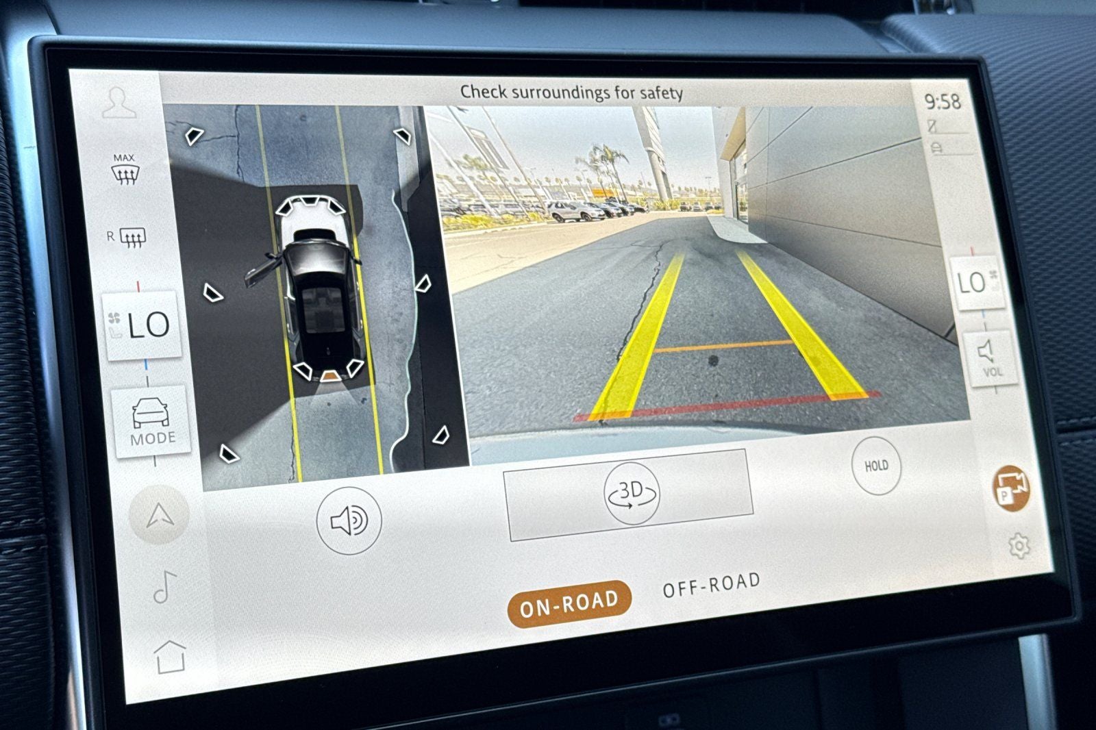 2025 Land Rover Discovery Sport SE