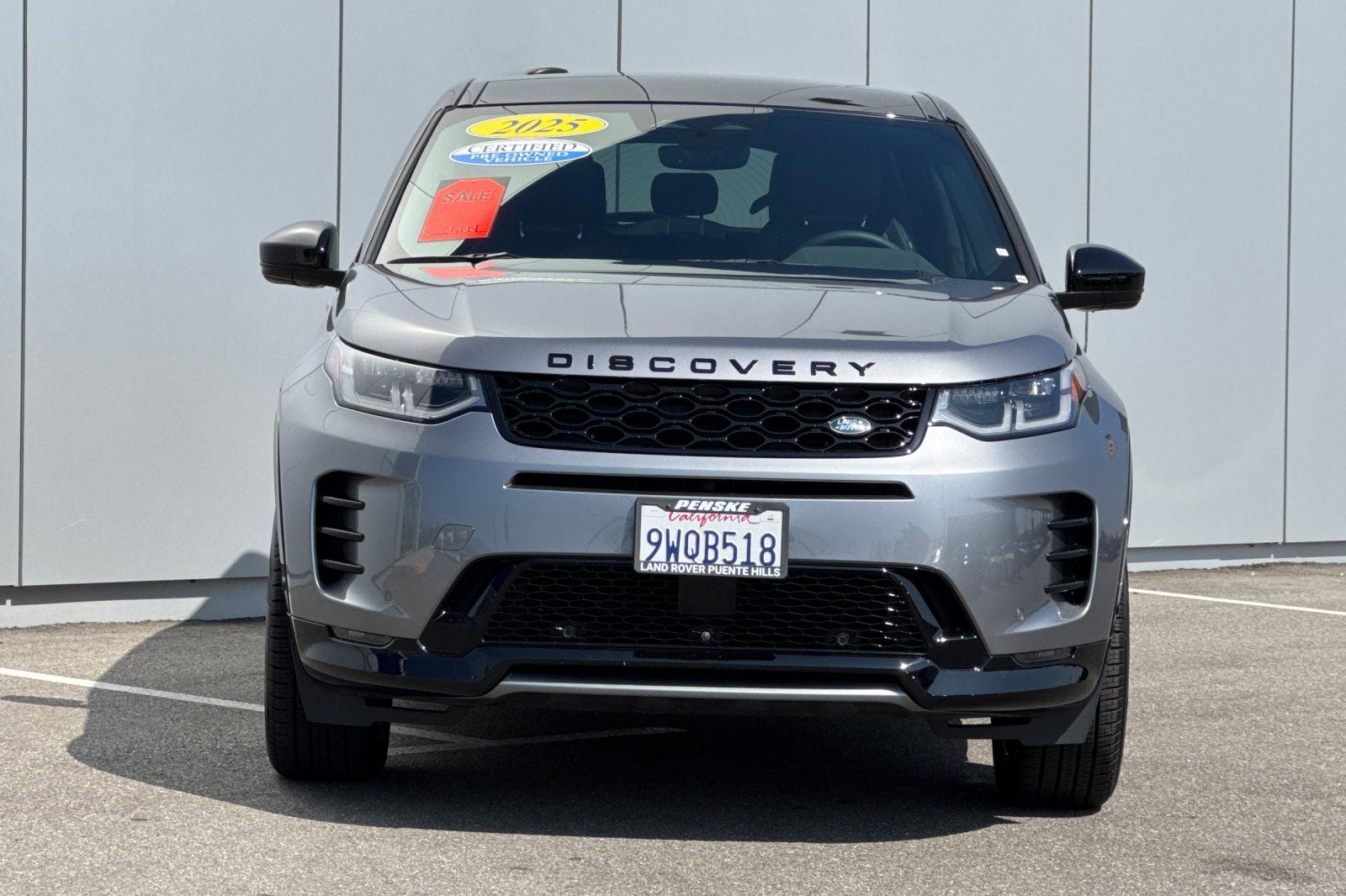 2025 Land Rover Discovery Sport SE