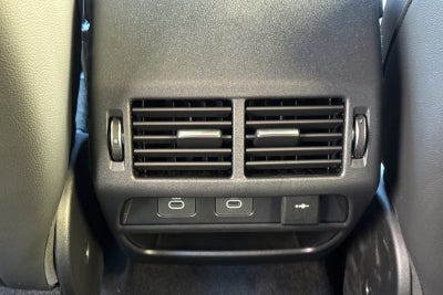 2025 Land Rover Discovery Sport SE