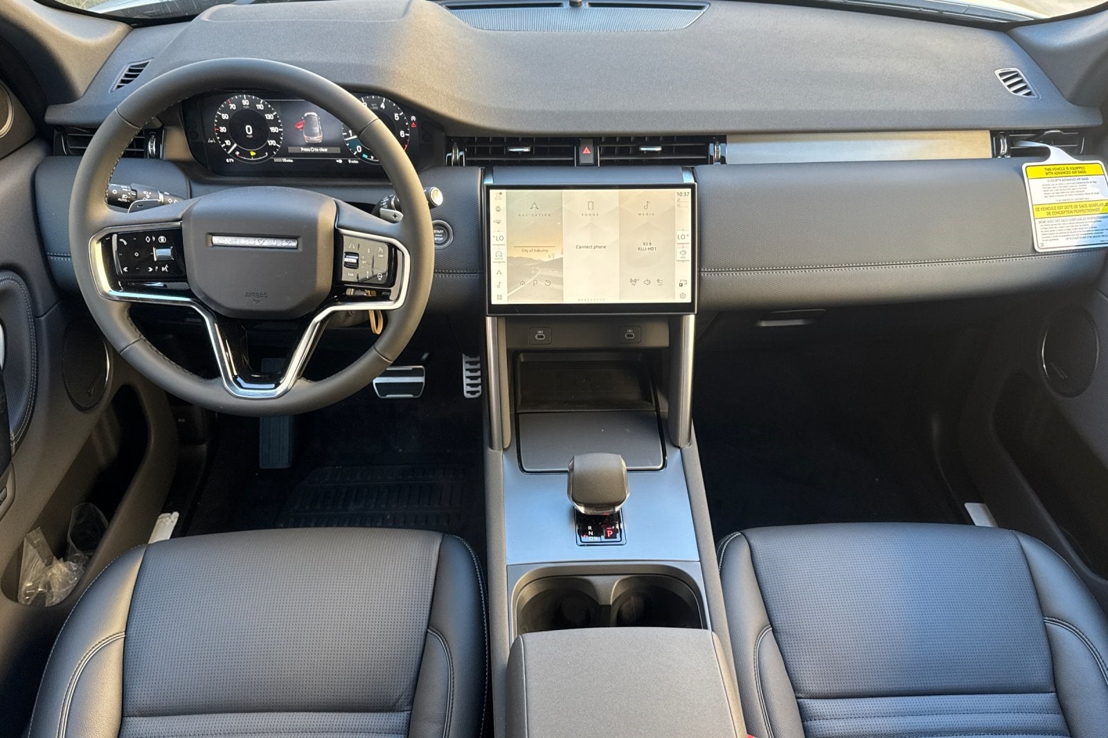 2025 Land Rover Discovery Sport SE