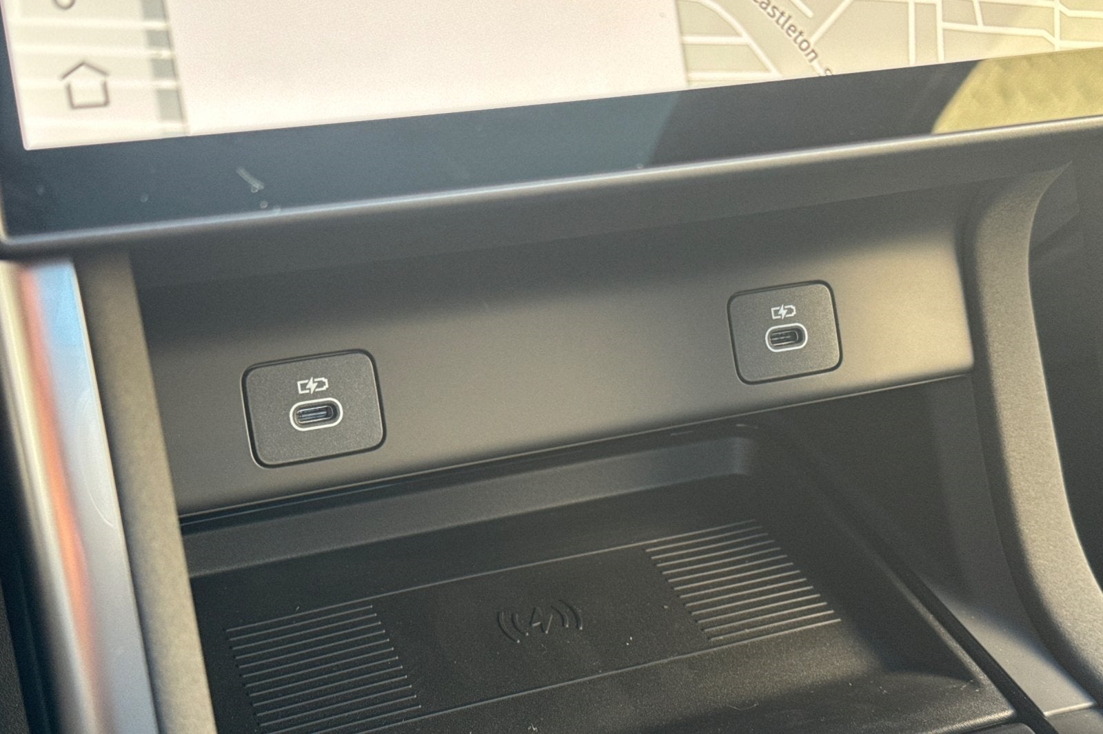 2025 Land Rover Discovery Sport SE