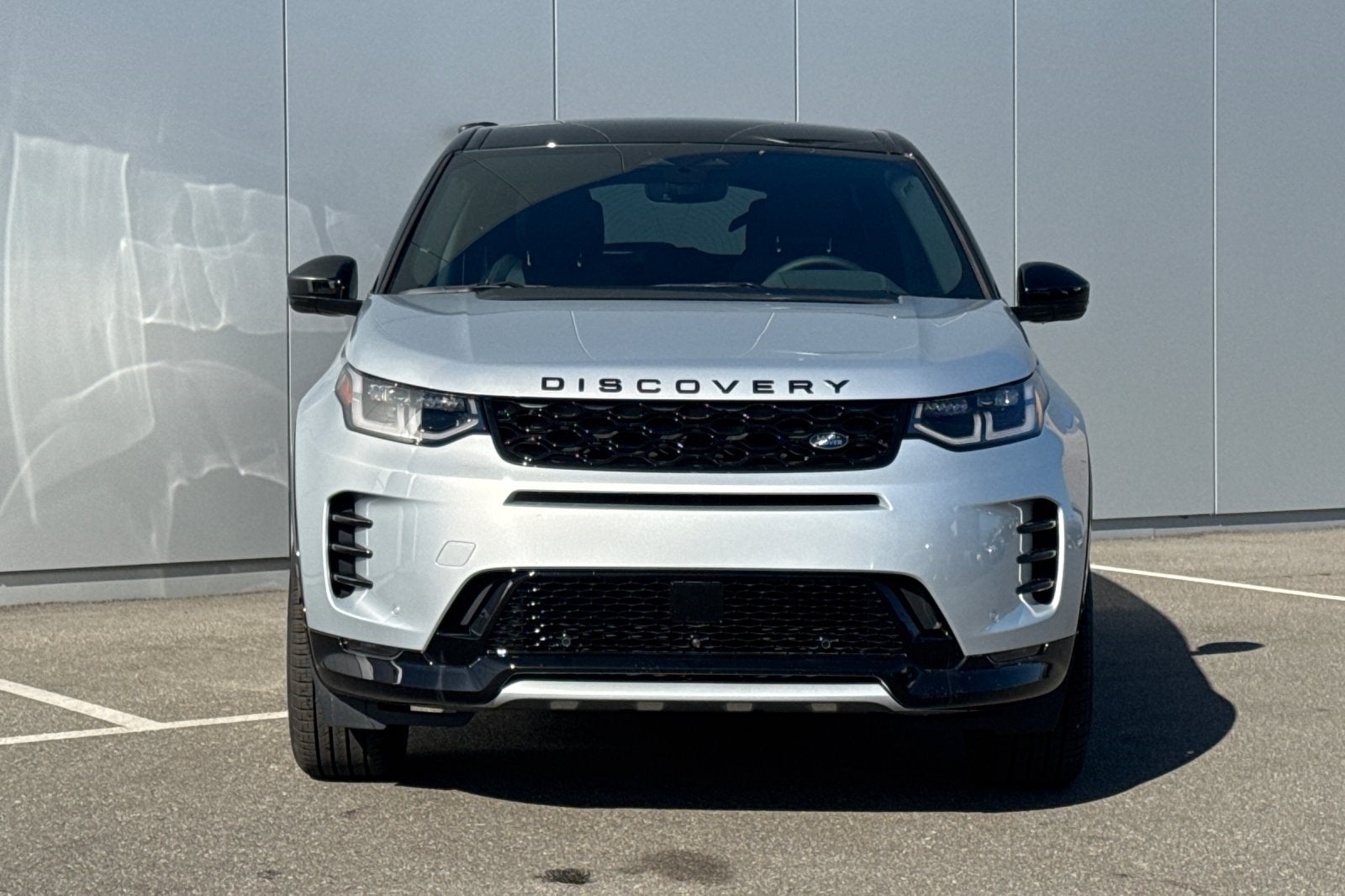 2025 Land Rover Discovery Sport SE