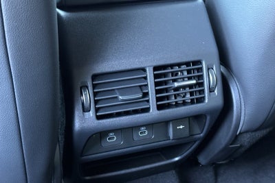 2025 Land Rover Discovery Sport SE