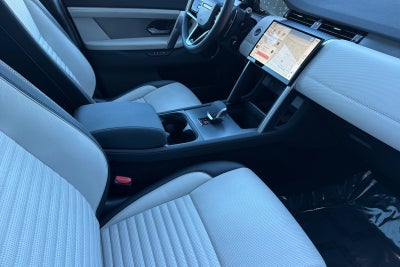 2025 Land Rover Discovery Sport SE