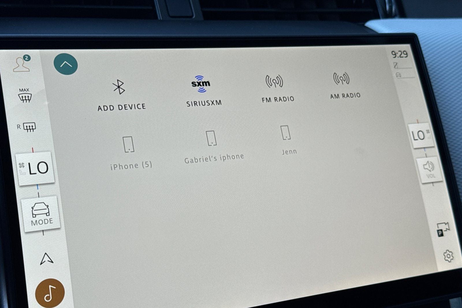 2025 Land Rover Discovery Sport SE