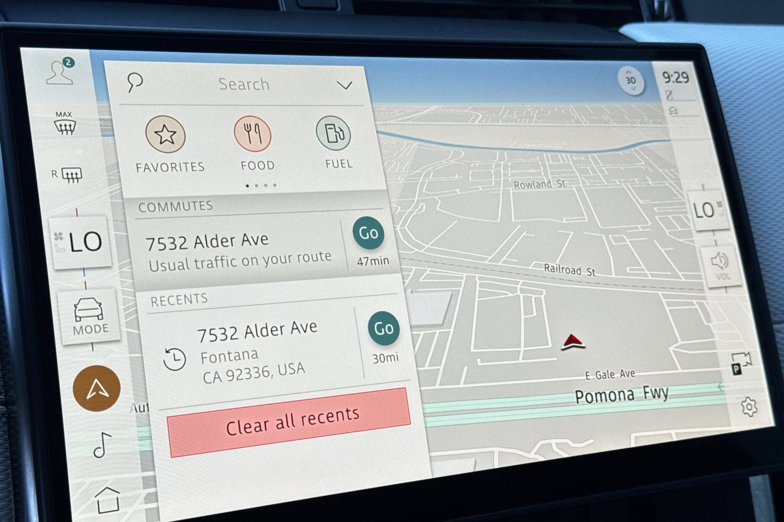 2025 Land Rover Discovery Sport SE