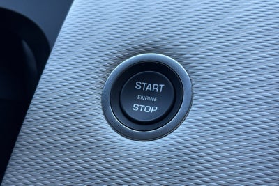 2025 Land Rover Discovery Sport SE