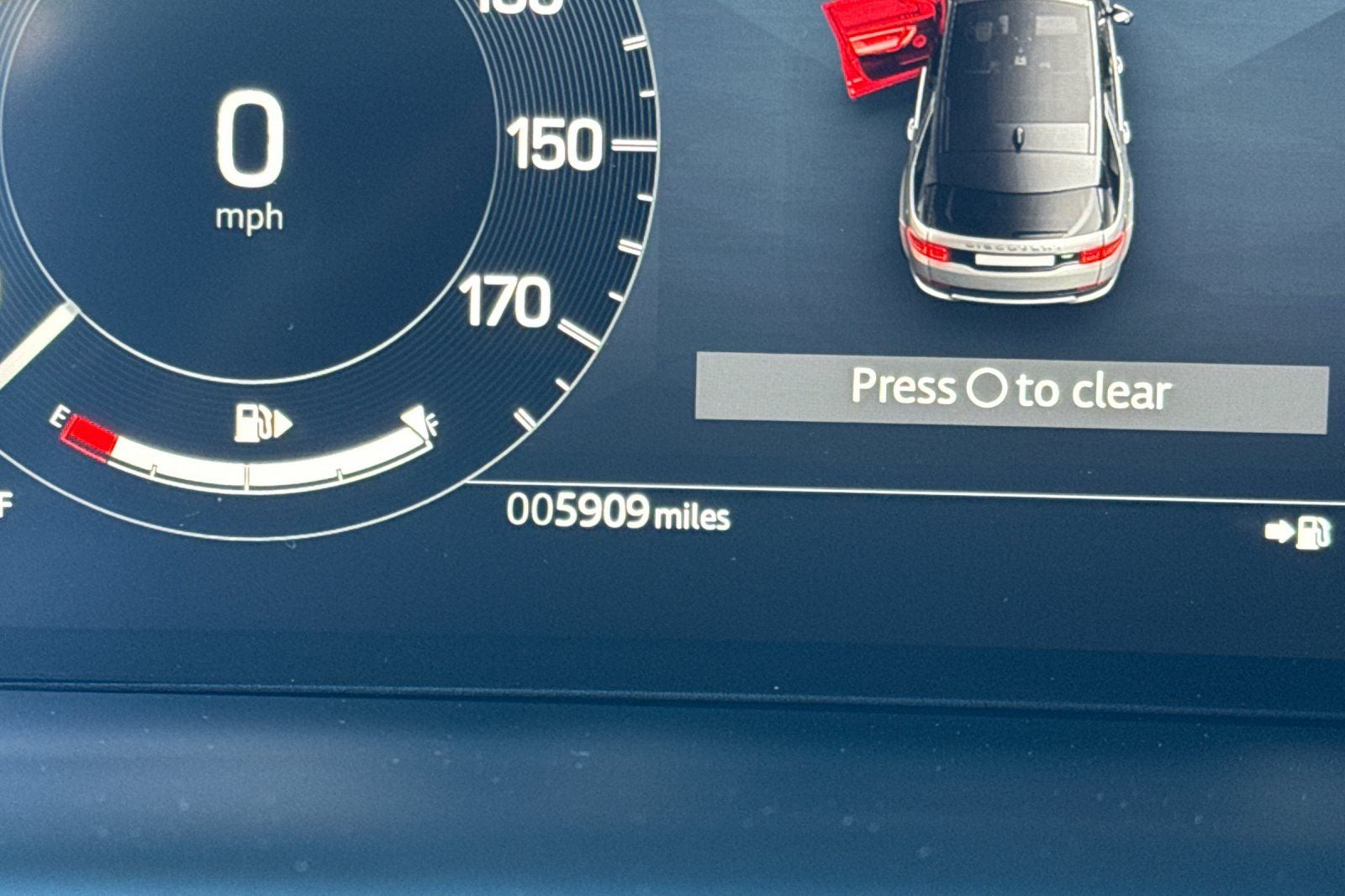 2025 Land Rover Discovery Sport SE