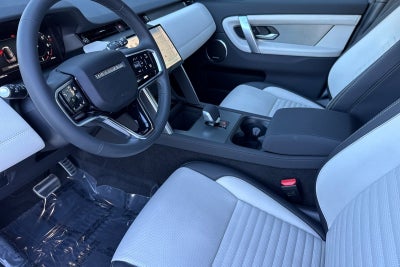 2025 Land Rover Discovery Sport SE