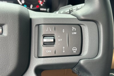 2025 Land Rover Defender 110 X-Dynamic SE