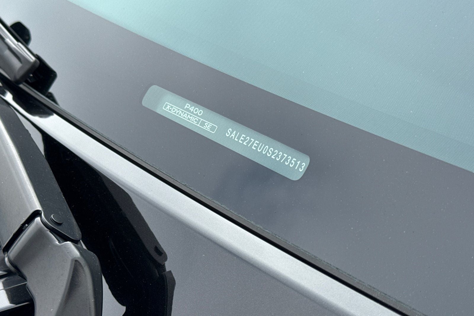 2025 Land Rover Defender 110 X-Dynamic SE