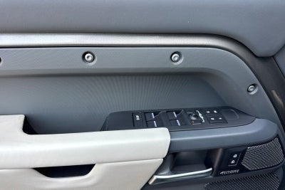 2023 Land Rover Defender 110 X-Dynamic SE