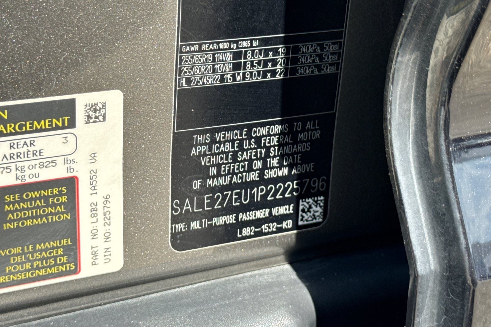 2023 Land Rover Defender 110 X-Dynamic SE
