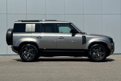 2023 Land Rover Defender 110 X-Dynamic SE
