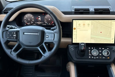 2026 Land Rover Defender 110 X-Dynamic SE