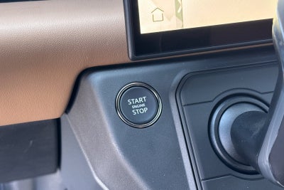 2026 Land Rover Defender 110 X-Dynamic SE
