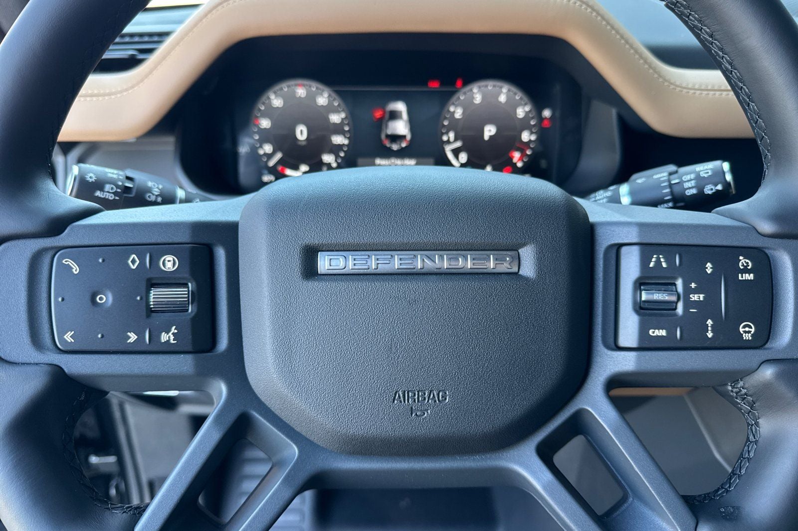 2026 Land Rover Defender 110 X-Dynamic SE