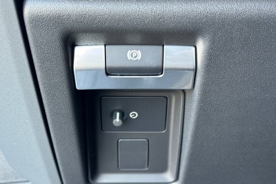 2026 Land Rover Defender 110 X-Dynamic SE