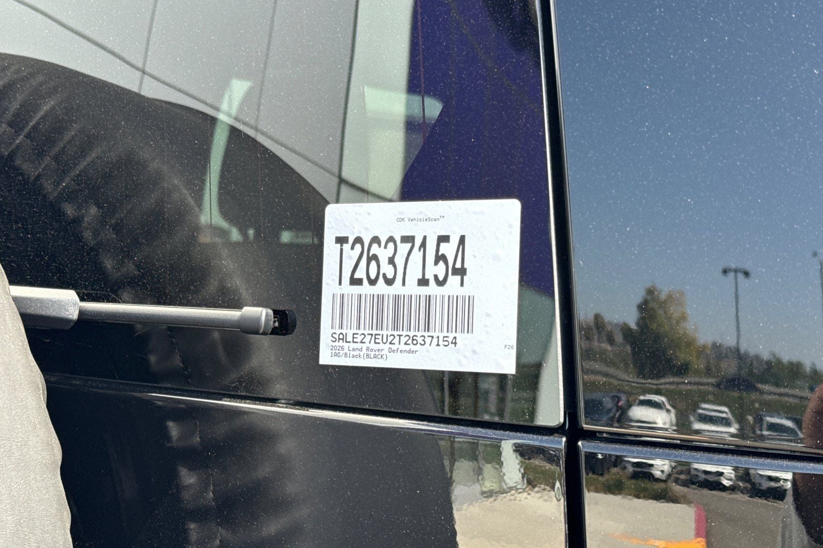 2026 Land Rover Defender 110 X-Dynamic SE