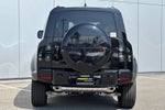 2026 Land Rover Defender 110 X-Dynamic SE
