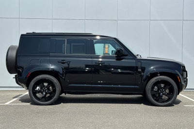 2026 Land Rover Defender 110 X-Dynamic SE