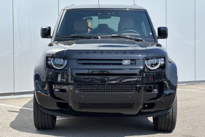 2026 Land Rover Defender 110 X-Dynamic SE