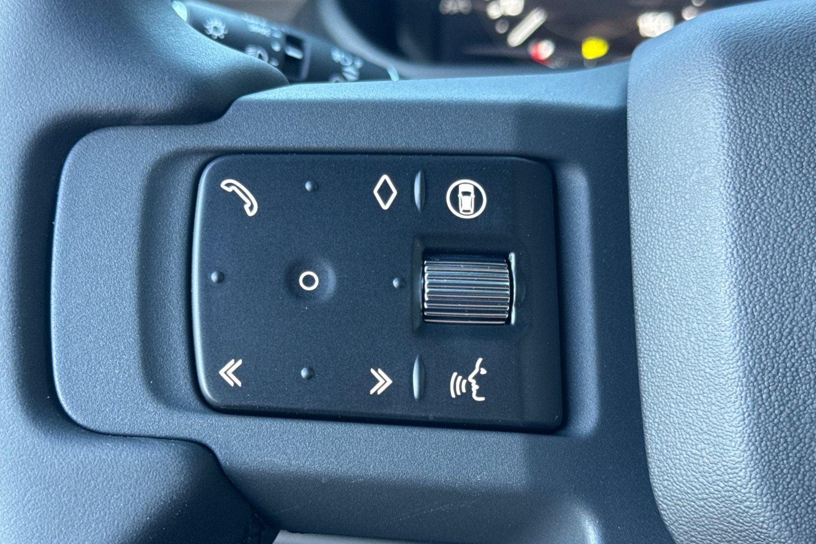 2026 Land Rover Defender 110 X-Dynamic SE