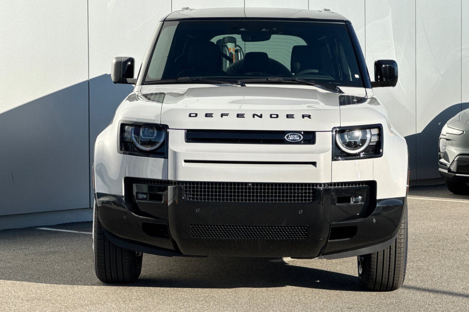 2026 Land Rover Defender 110 X-Dynamic SE