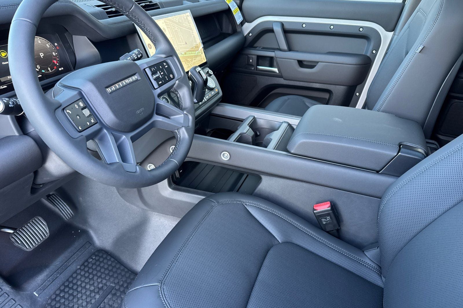 2026 Land Rover Defender 110 X-Dynamic SE