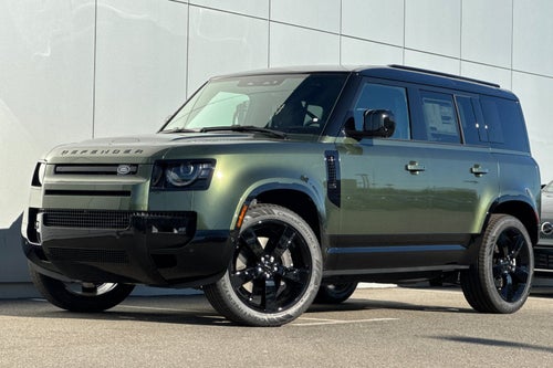 2026 Land Rover Defender 110 X-Dynamic SE