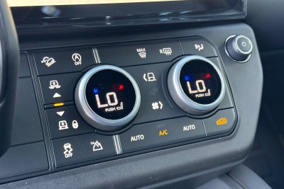 2026 Land Rover Defender 110 X-Dynamic SE