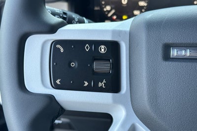 2026 Land Rover Defender 110 X-Dynamic SE